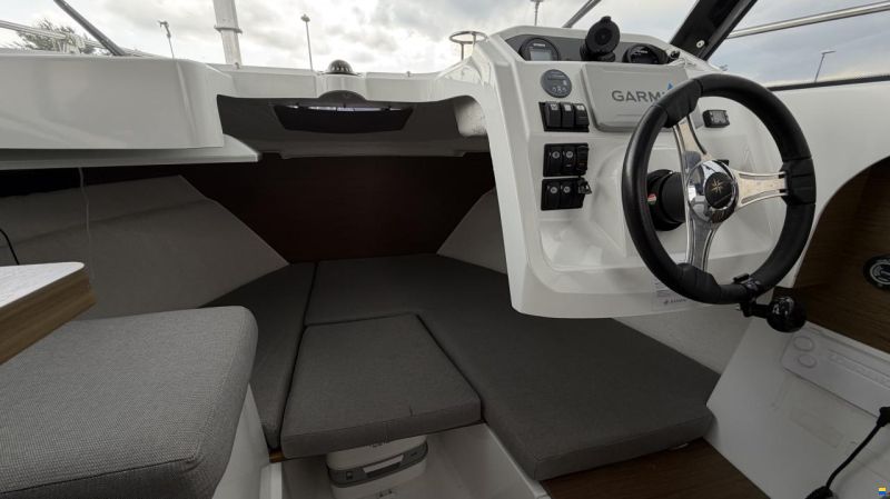Jeanneau Merry Fisher 605