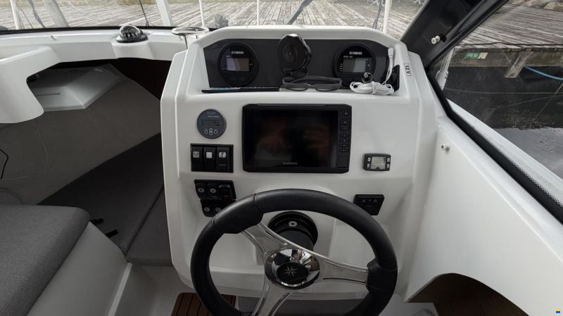 Jeanneau Merry Fisher 605