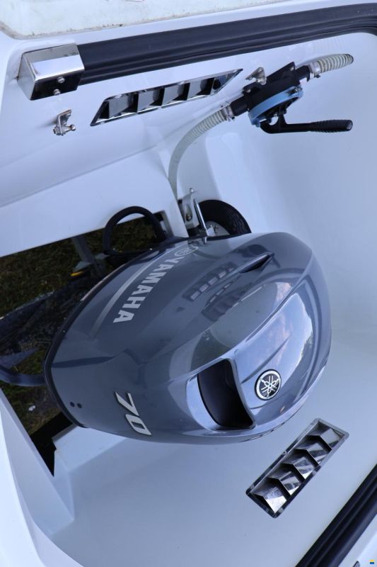 Corsiva 690 Tender