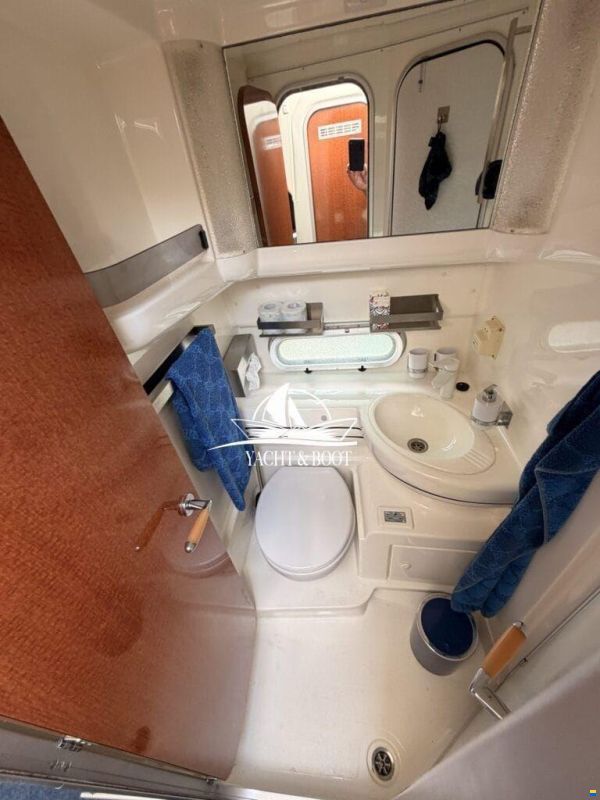 Sealine F330