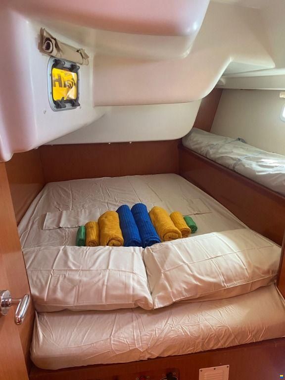 Beneteau OCEANIS 43