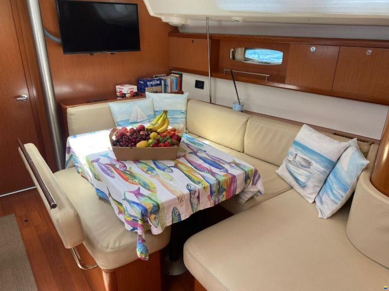 Beneteau OCEANIS 43