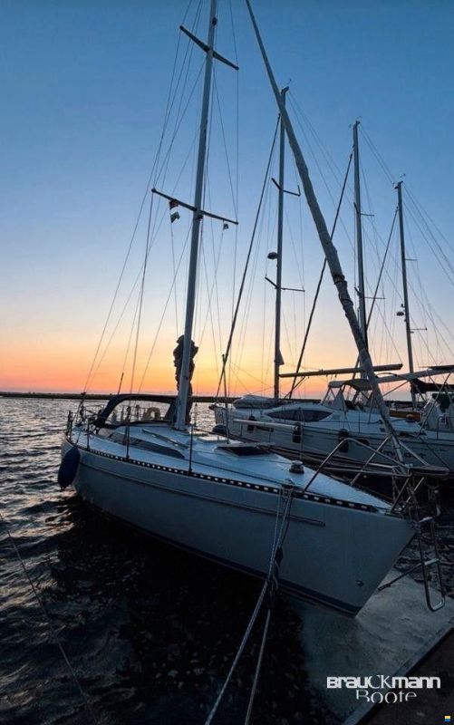 Yachting France (FRA) Jouët 37