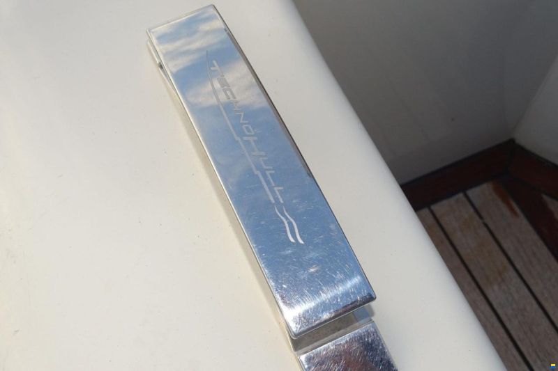 Technohull SEADNA999