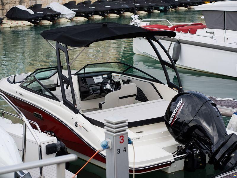 Sea Ray SPX190