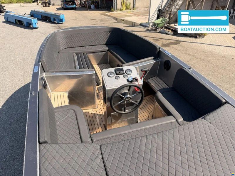 Luxury Alu tender 65