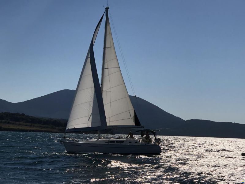 Jeanneau Sun Odyssey 37