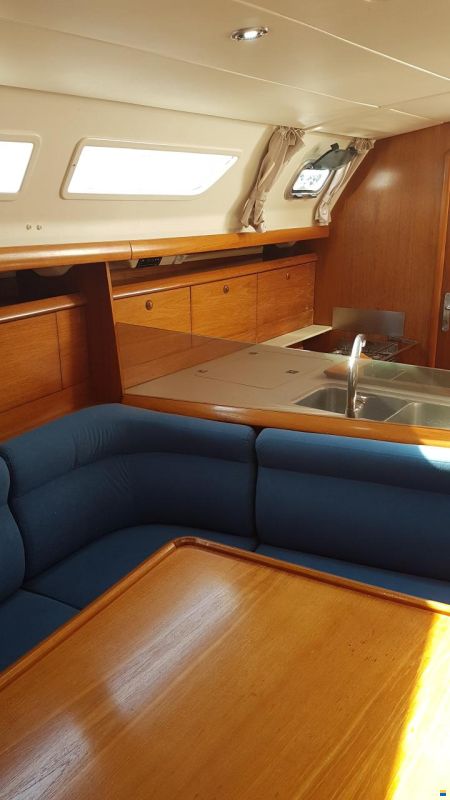 Jeanneau Sun Odyssey 37