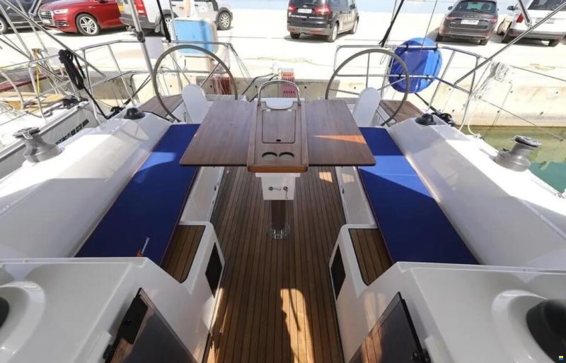 Bavaria C38