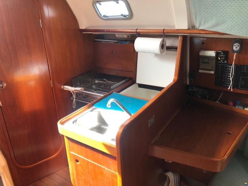 Beneteau Oceanis 321