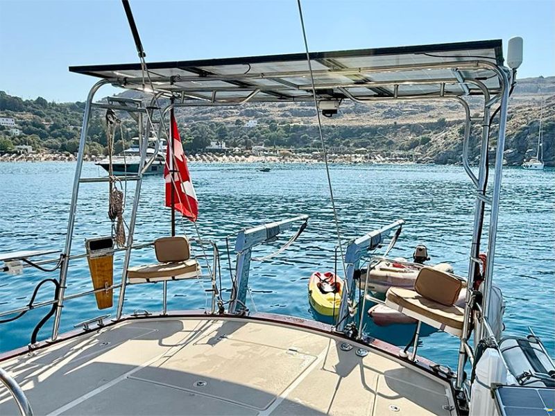 Island Packet 465