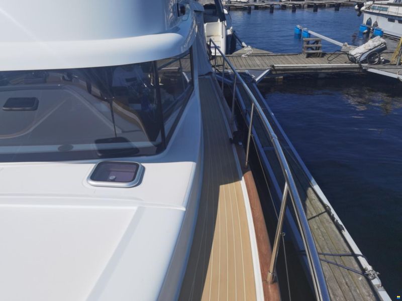Beneteau Swift Trawler 44