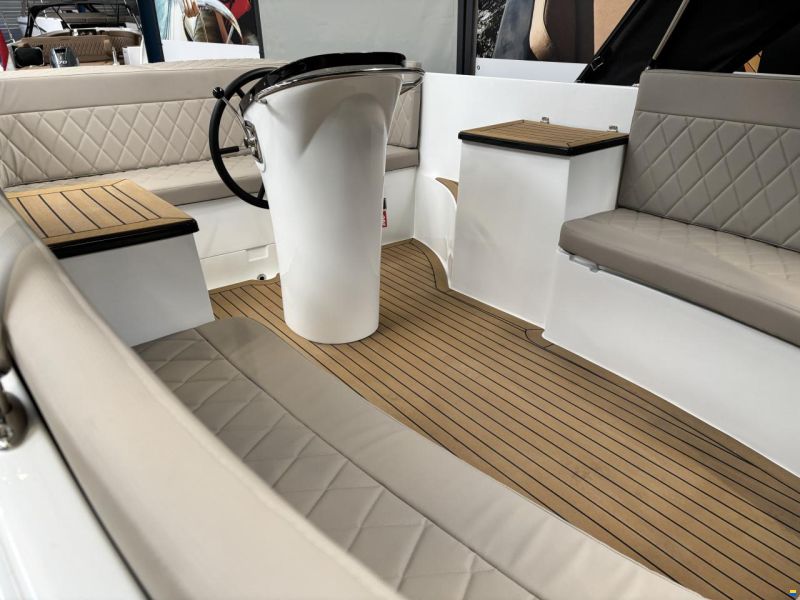 Maxima 720 Retro