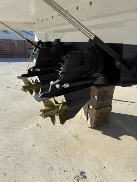 Jeanneau LEADER 36 SPORTTOP MODEL 2019