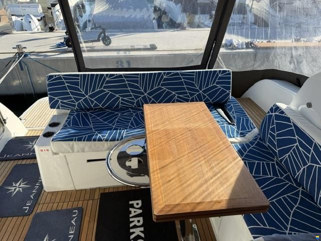 Jeanneau Leader 36 Sporttop