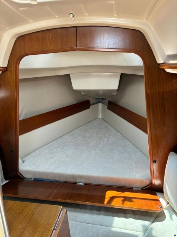 Beneteau OCEANIS 281