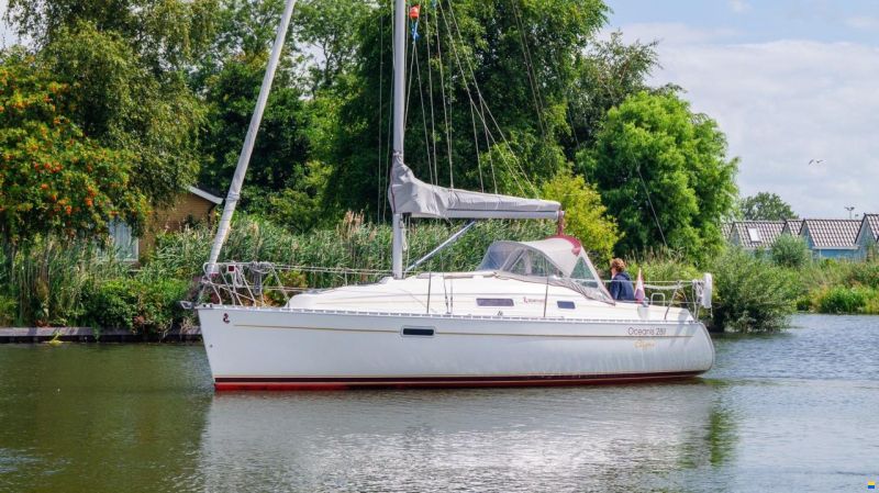 Beneteau OCEANIS 281