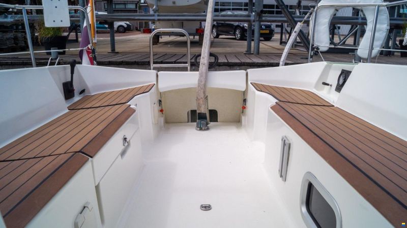 Beneteau OCEANIS 281