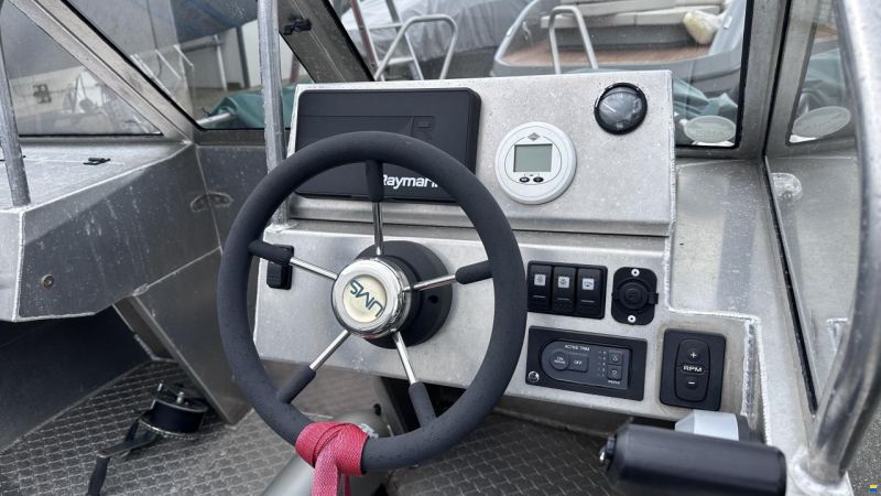 UMS-Boat 460 DC