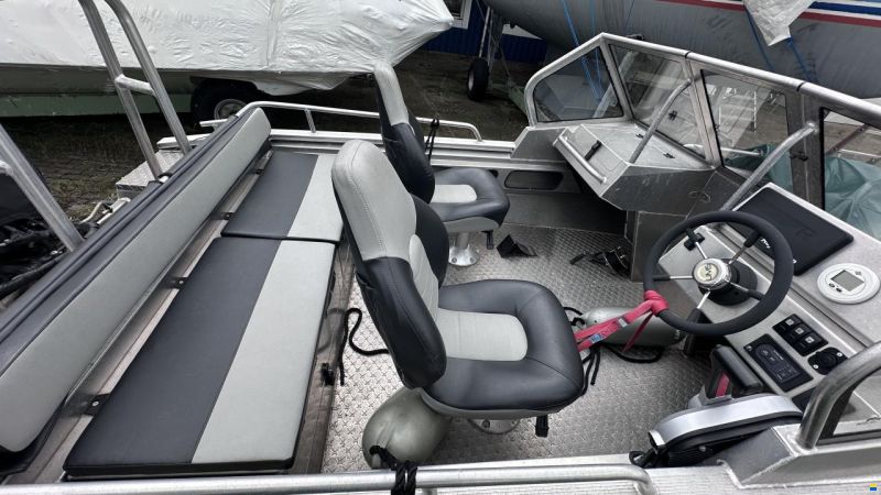 UMS-Boat 460 DC