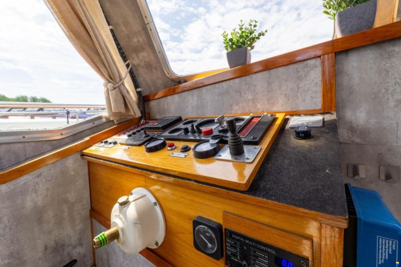 Monty Bank Kotter 38 AK Cabrio