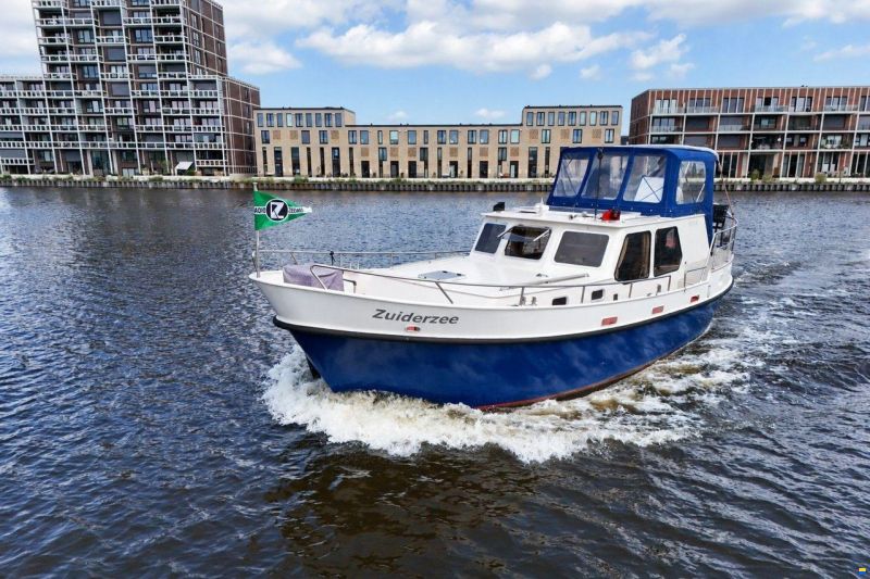 Monty Bank Kotter 38 AK Cabrio