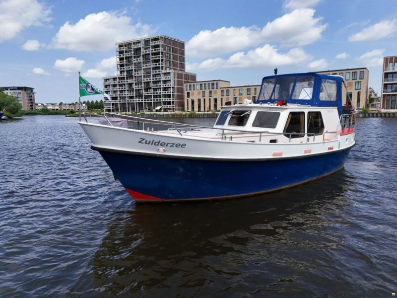 Monty Bank Kotter 38 AK Cabrio