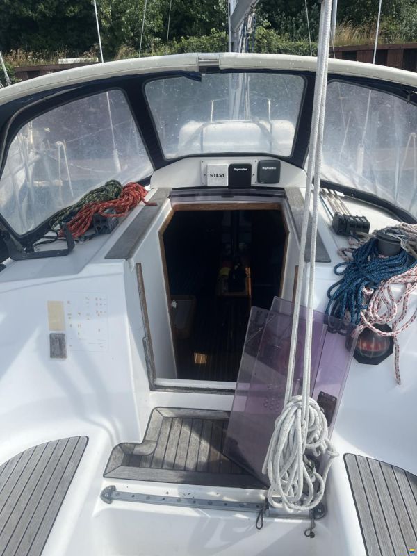 Dufour Classic 32