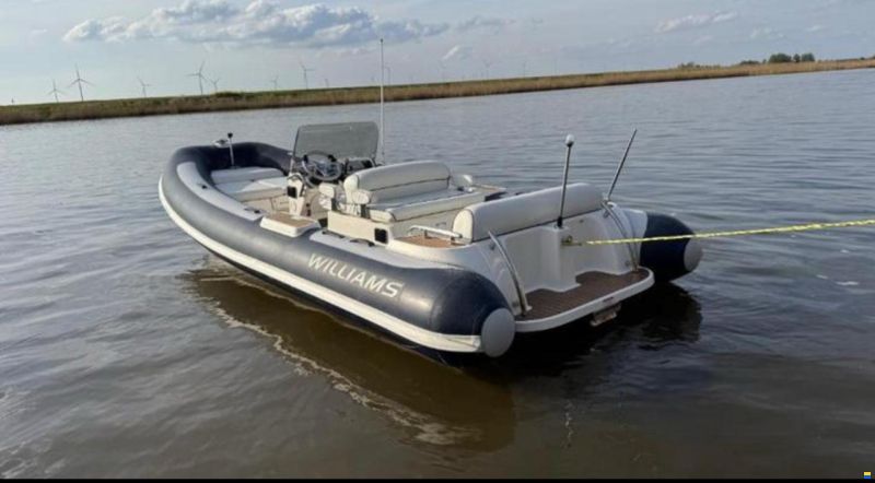 Williams Dieseljet 565 • 180 HP Yanmar •