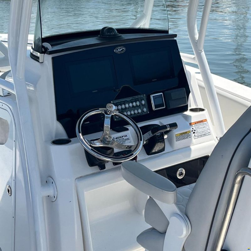 Sea Fox 288 commander