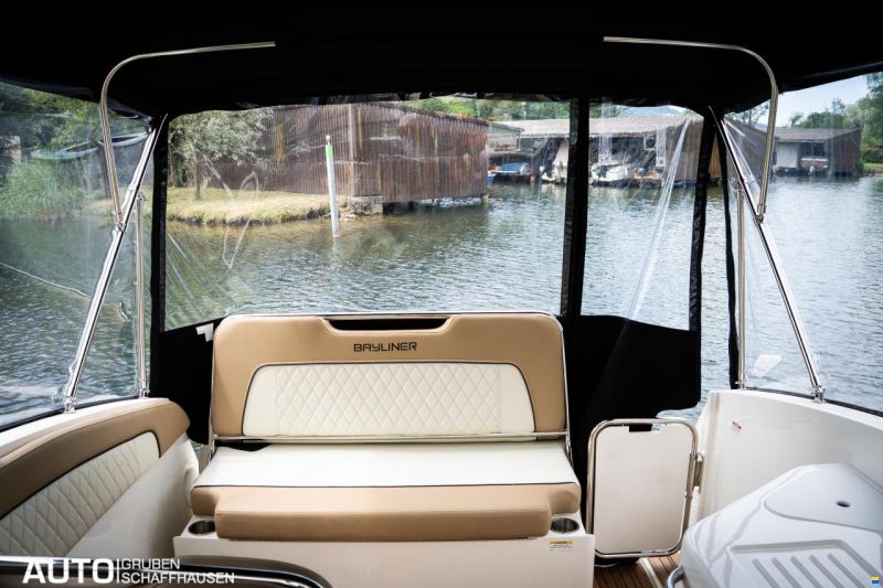 Bayliner Ciera 8