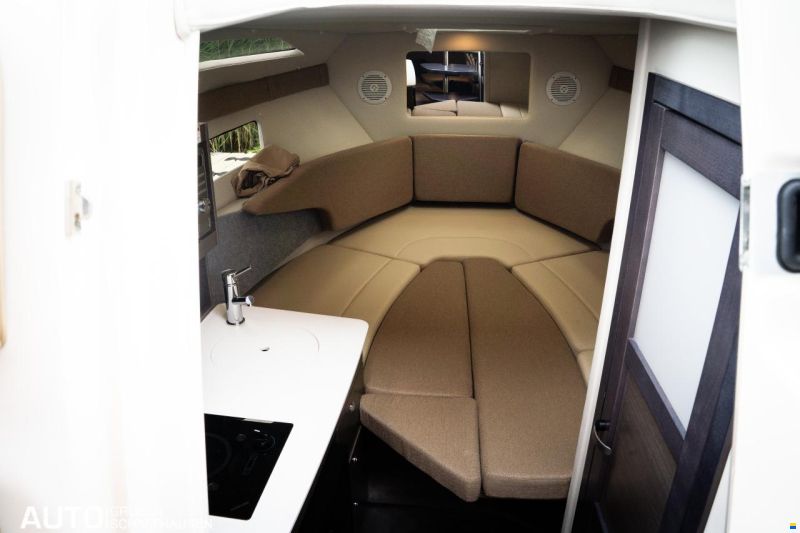 Bayliner Ciera 8