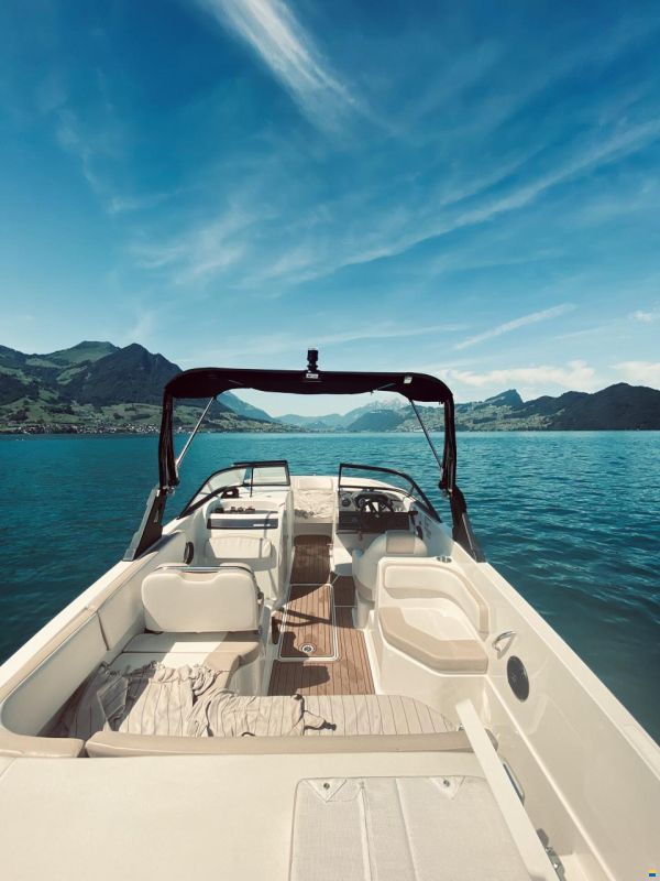 Bayliner VR6