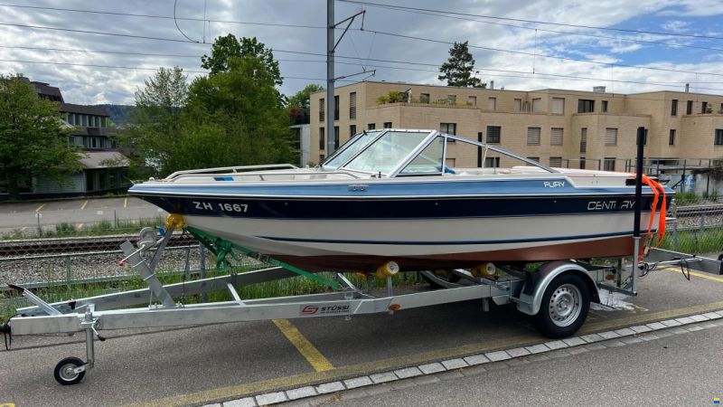Century Fury Bowrider