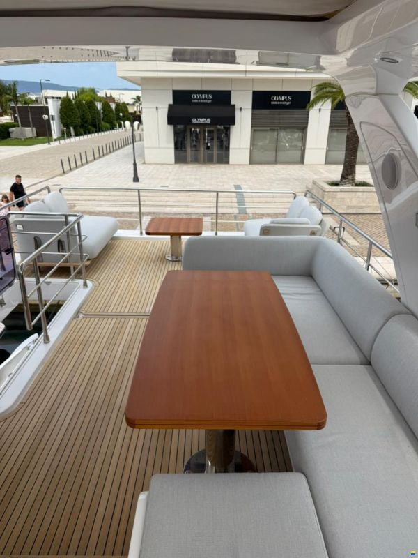 Azimut 60 Flybridge