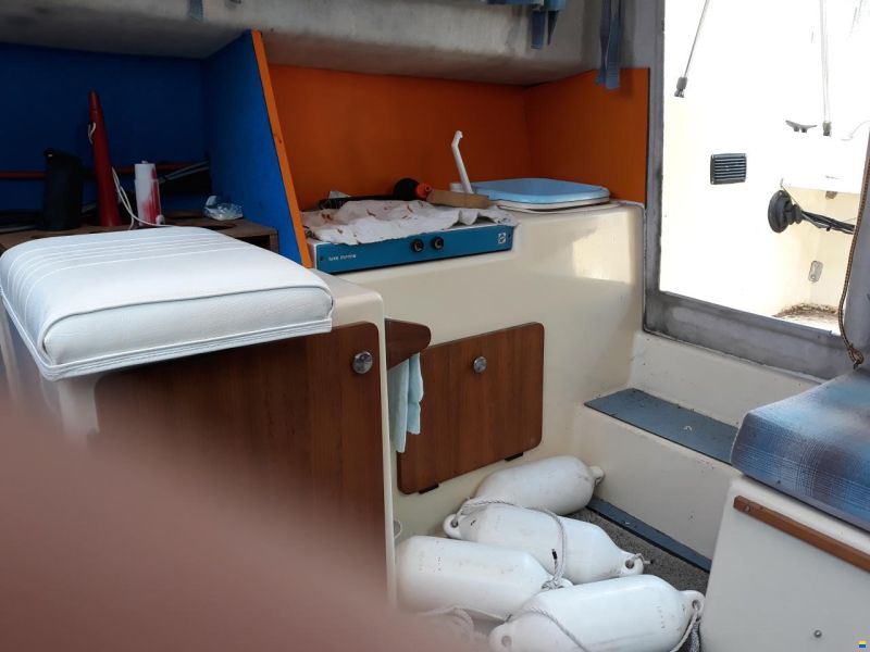 GUY MARINE GM 550