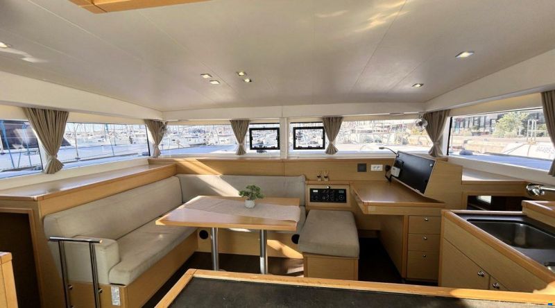 Lagoon 400 S2
