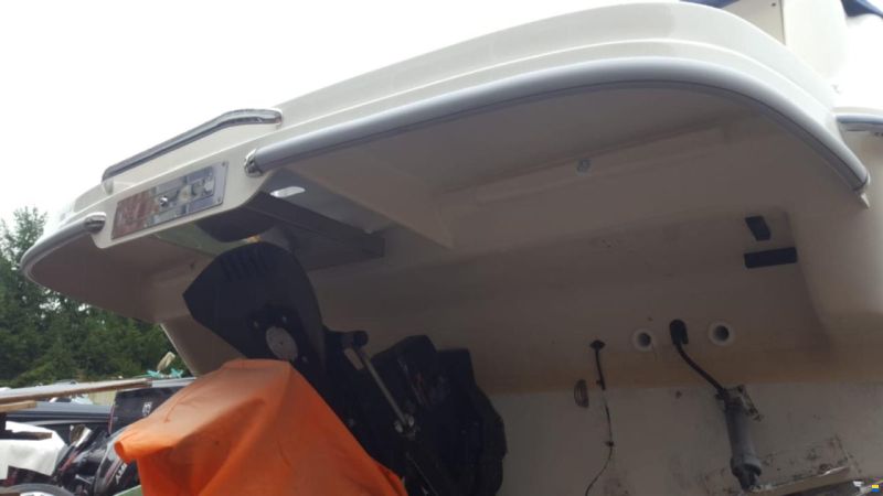 Bayliner DC 2655
