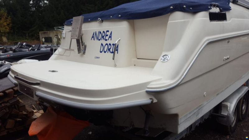 Bayliner DC 2655