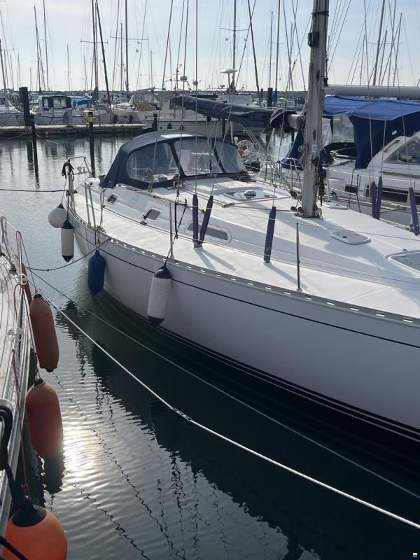 Dufour 38 Classic