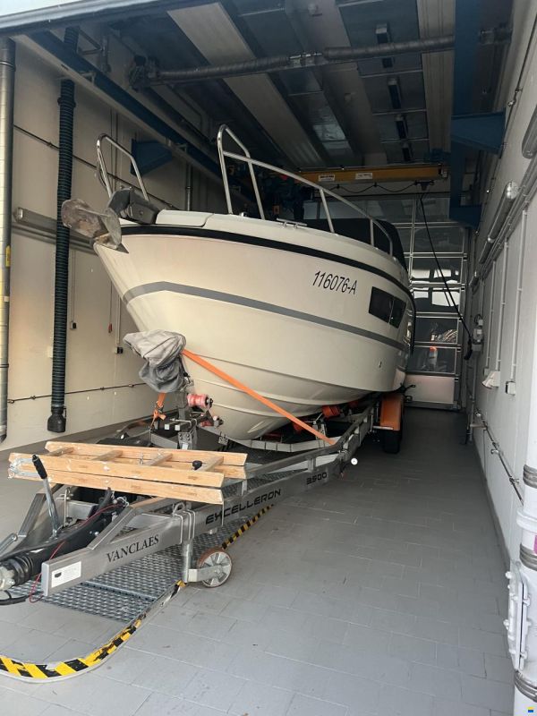 Quicksilver 805 Cruiser