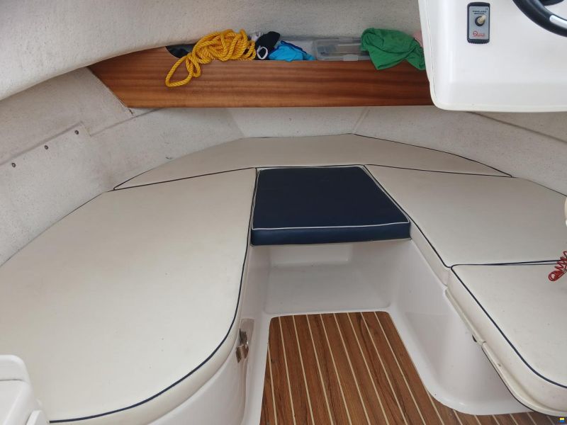 Quicksilver 640 Pilothouse