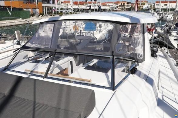 Hanse 588
