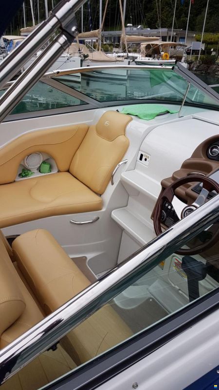 Crownline 280cr