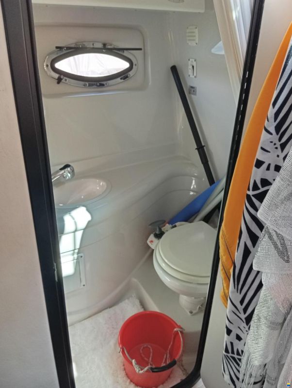 Crownline 280cr