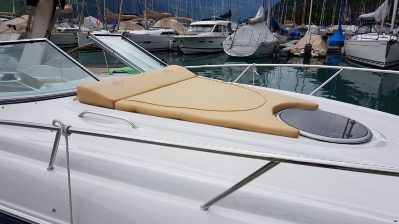 Crownline 280cr