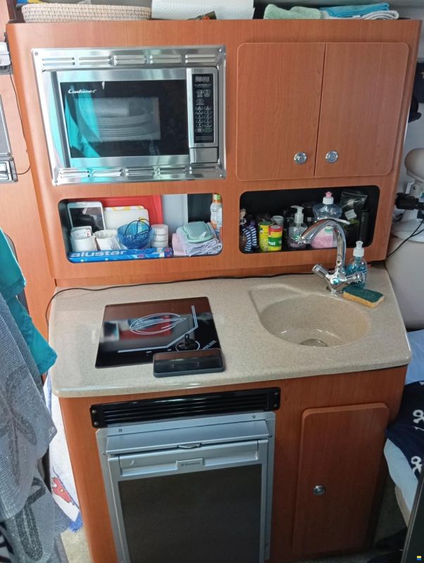 Crownline 280cr