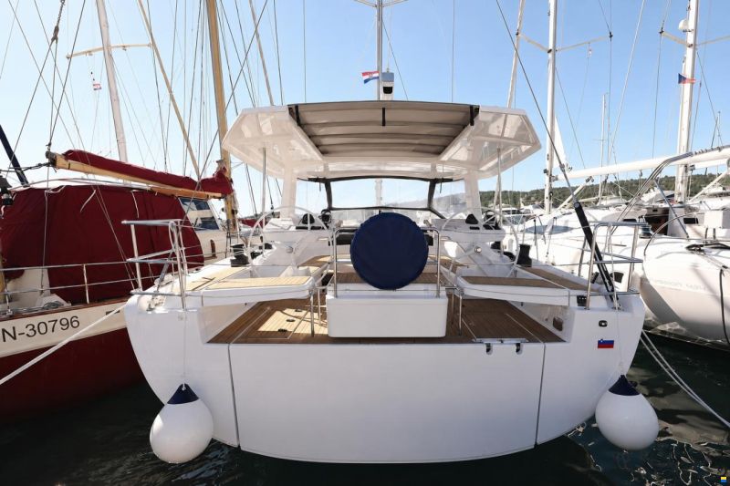 Hanse 588
