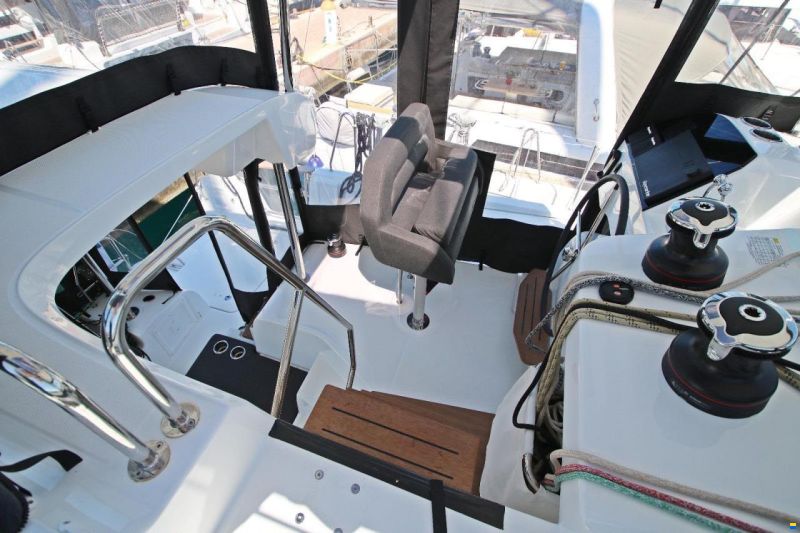 Lagoon 43