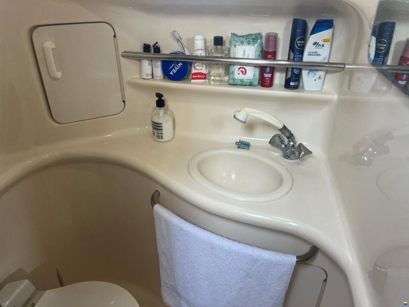 Sea Ray 330 Sundancer